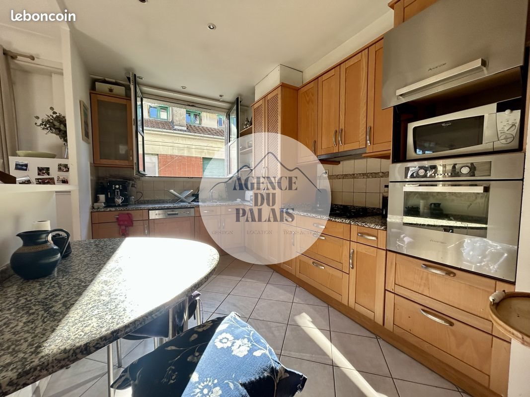 Appartement à louer, 105m², Pau