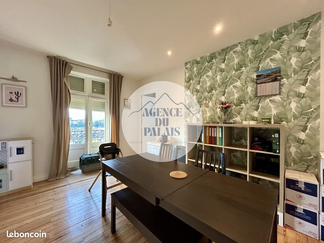 Appartement à louer, 140m², Pau