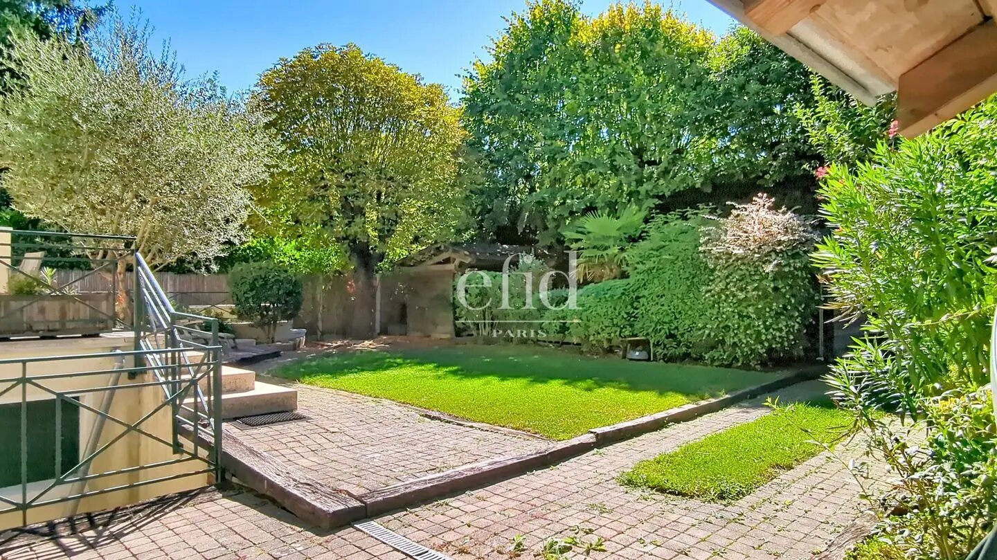 Maison à vendre, 220m², La Celle-Saint-Cloud