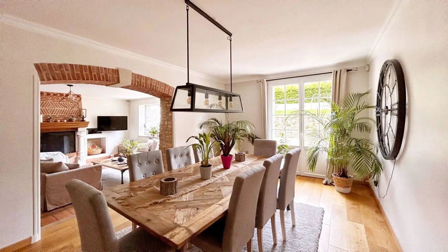 Maison à vendre, 190m², Courcelles-lès-Gisors