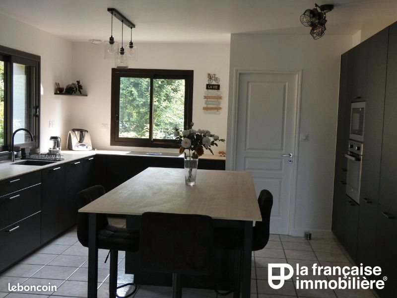 Maison à vendre, 161m², Saint-Grégoire