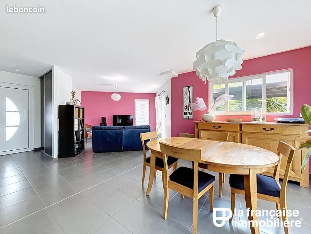 Maison à vendre, 121m², Irodouër