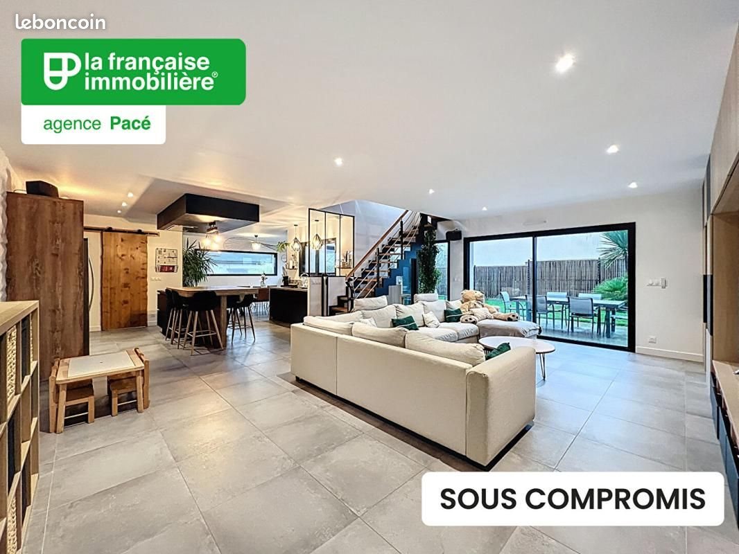 Maison à vendre, 232m², Parthenay-de-Bretagne