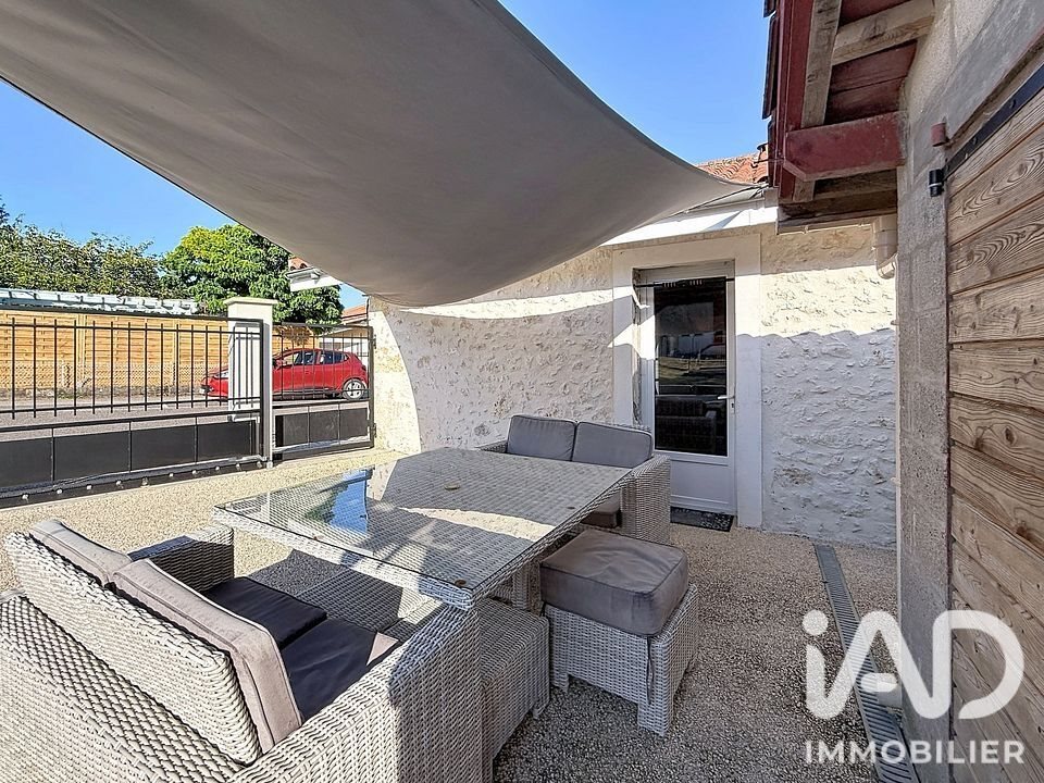 Maison à vendre, 81m², Hautefage-la-Tour