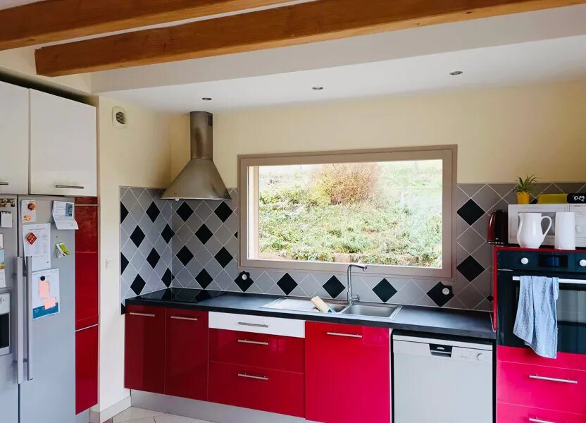 Maison à louer, 153m², Saint-Geoire-en-Valdaine