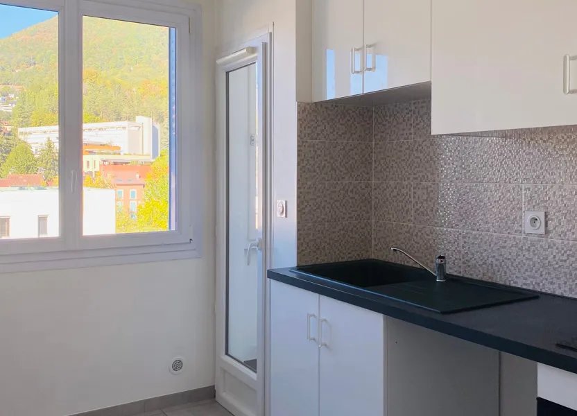 Appartement à louer, 68m², Voiron
