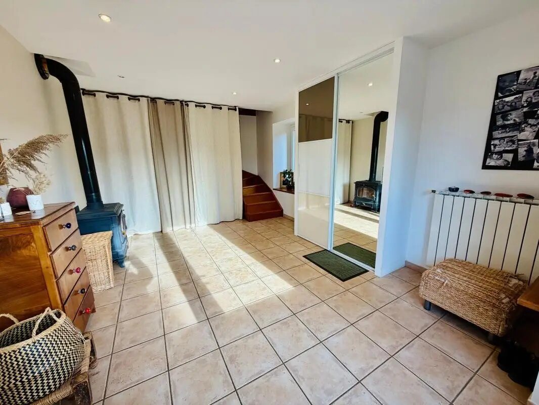 Maison à vendre, 240m², Saint-Geoire-en-Valdaine