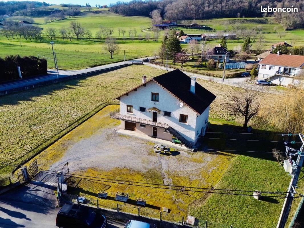 Maison à vendre, 167m², Saint-Geoire-en-Valdaine