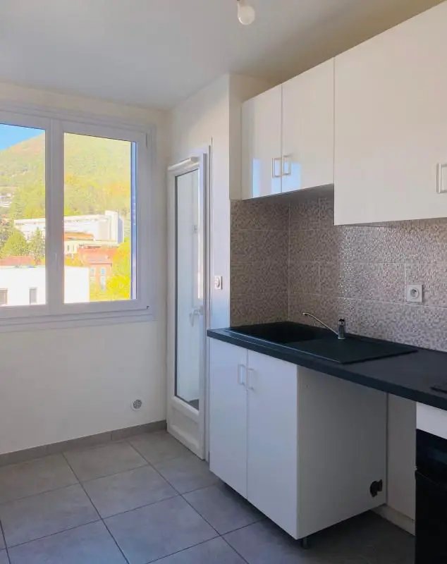 Appartement à louer, 68m², Voiron