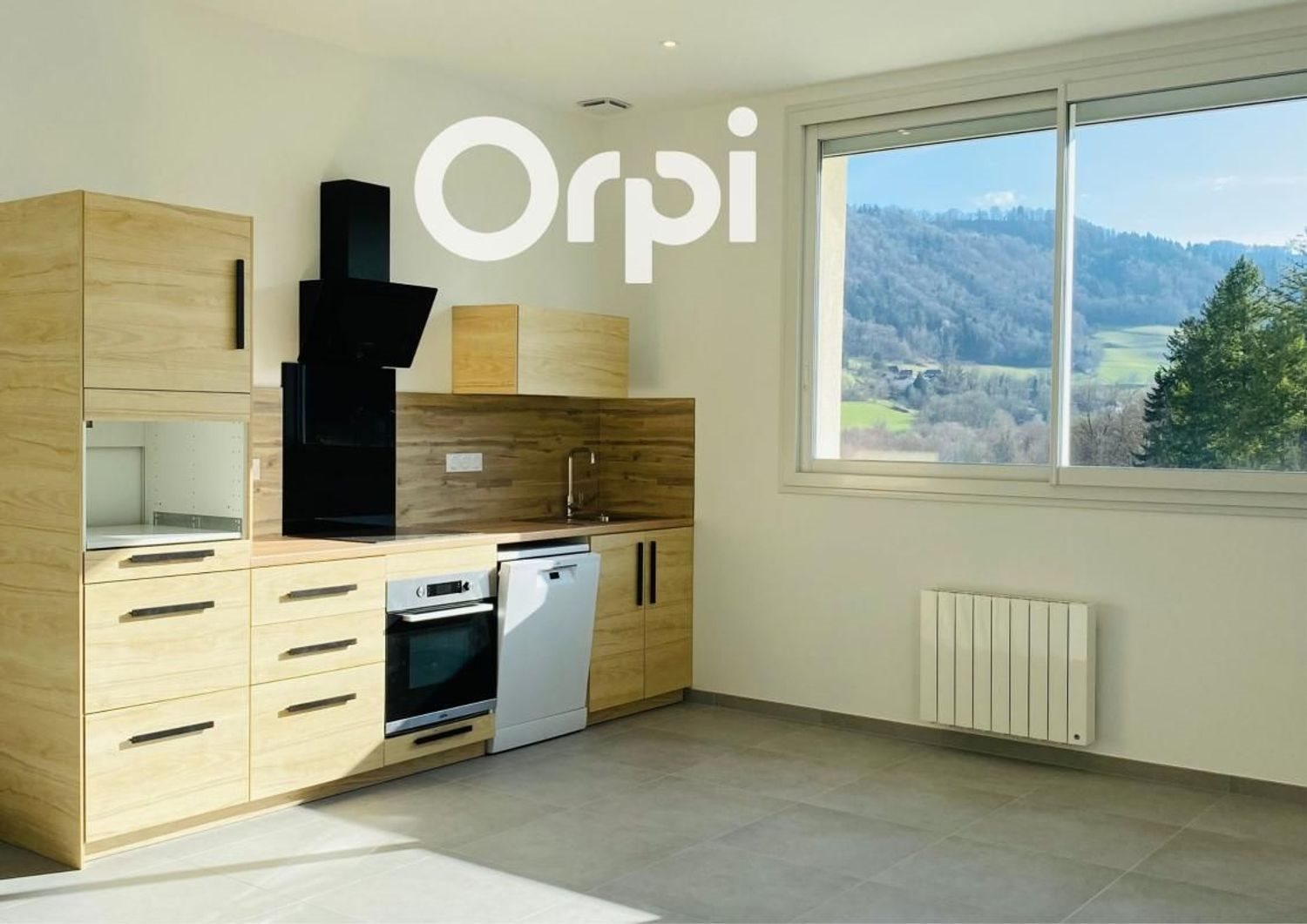 Appartement à louer, 75m², Saint-Geoire-en-Valdaine