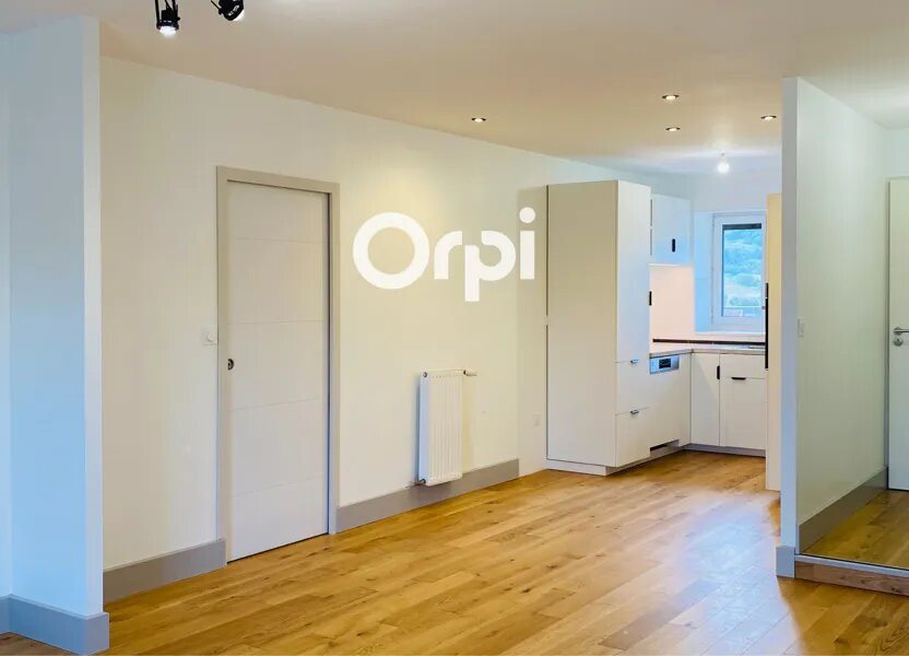 Appartement à louer, 66m², Chirens