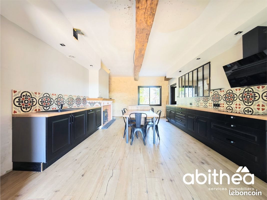 Maison à vendre, 212m², Saint-Denis-de-Pile