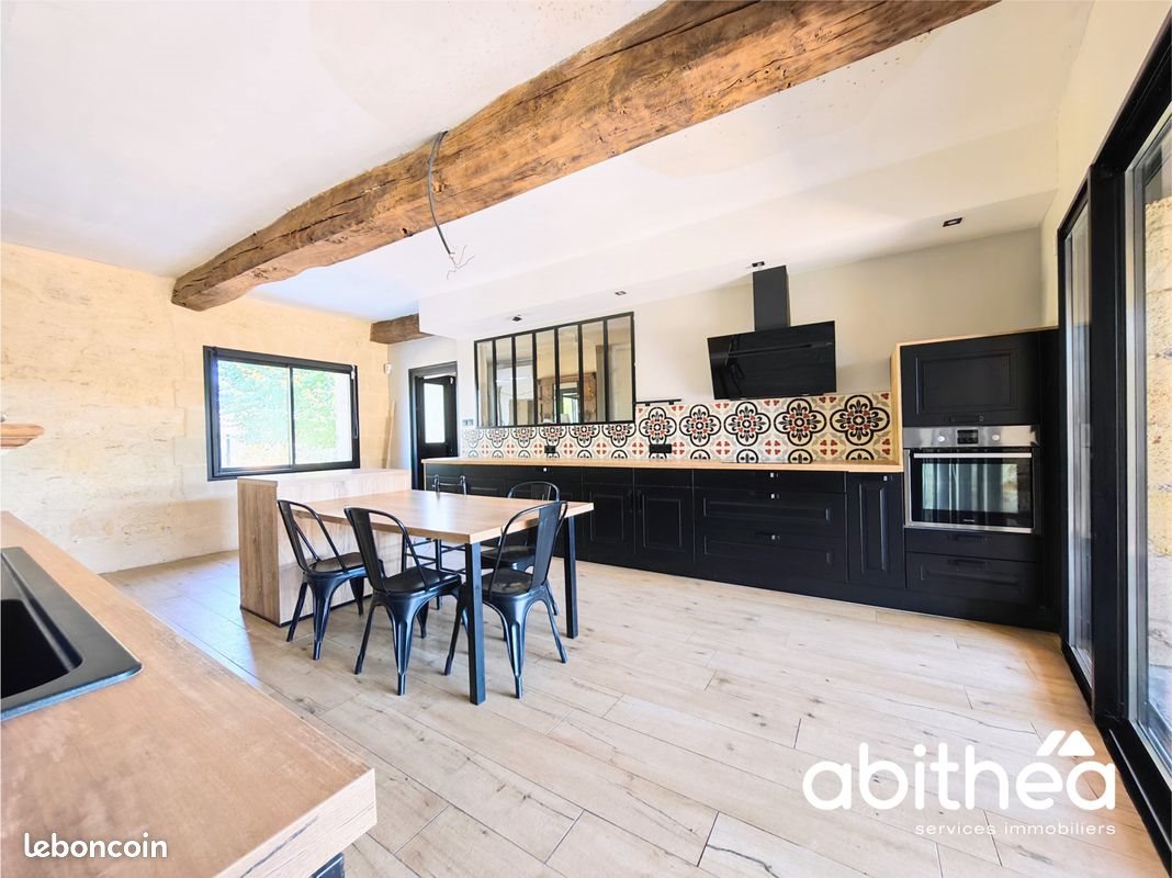 Maison à vendre, 212m², Saint-Denis-de-Pile