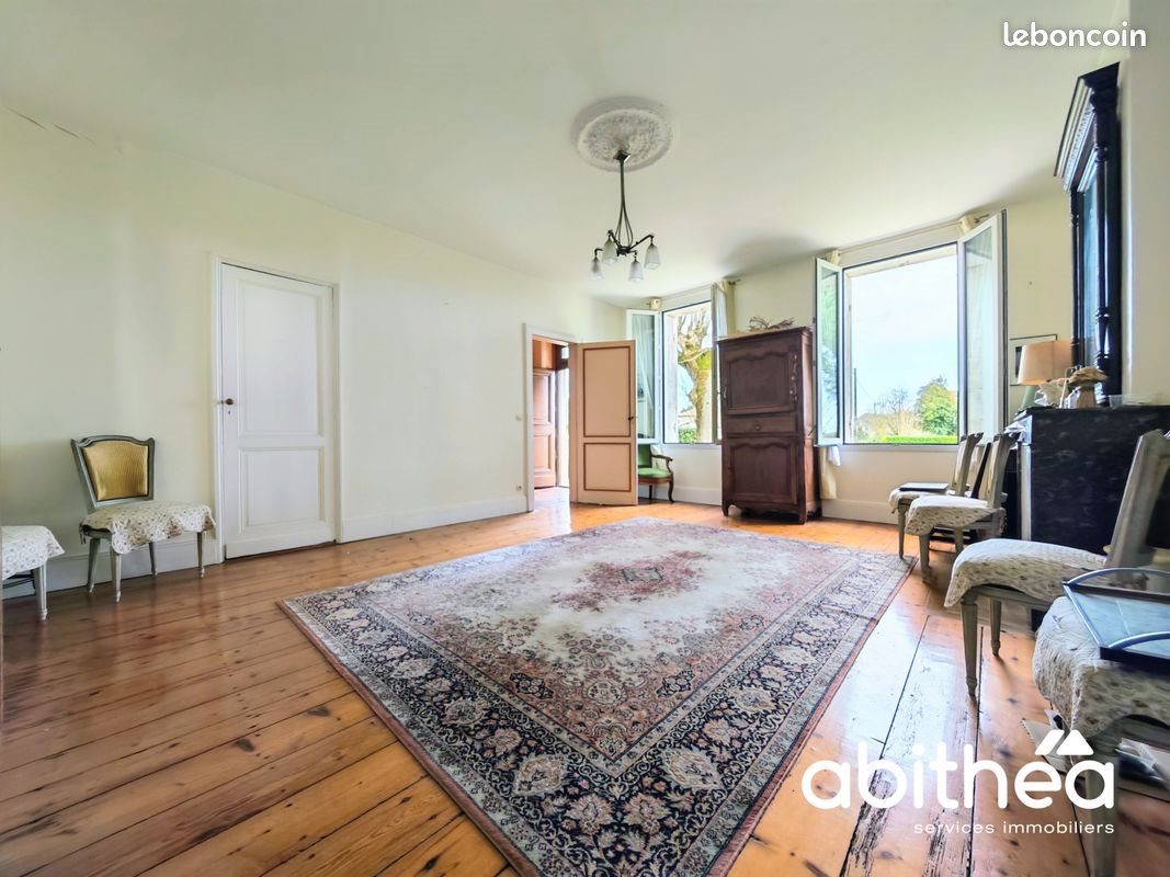 Maison à vendre, 380m², Fronsac