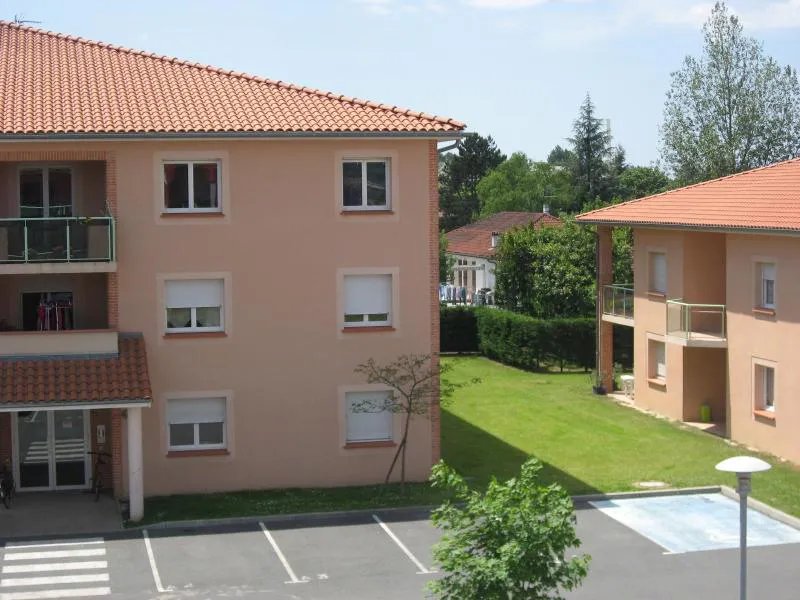 Appartement à louer, 70m², Saint-Juéry