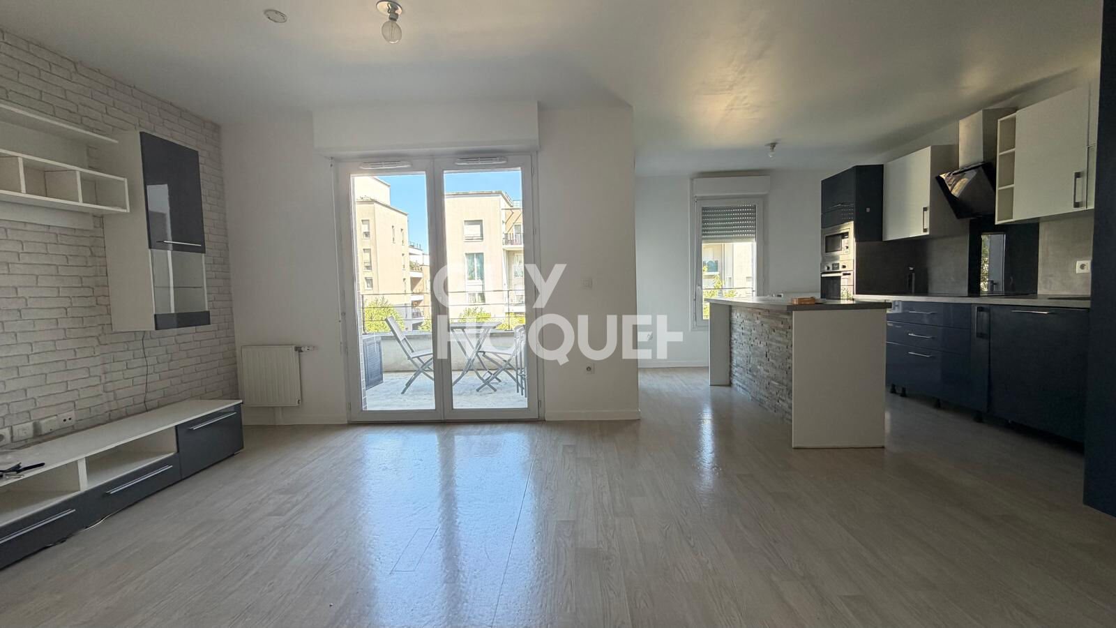 Appartement à louer, 65m², Stains