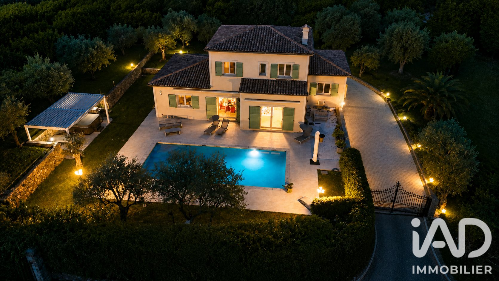 Maison à vendre, 340m², Grasse