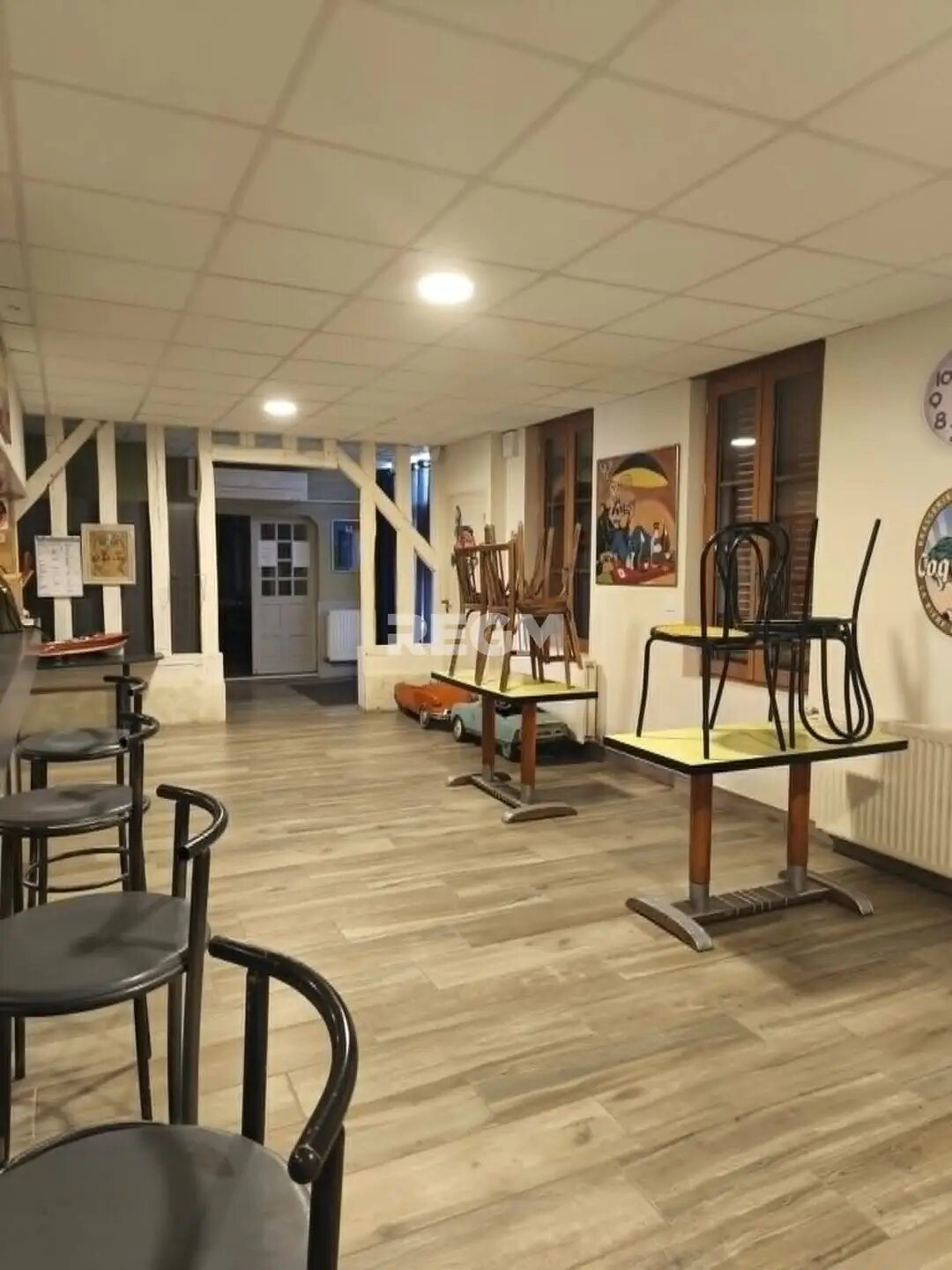 Maison à vendre, 360m², Saint-Léger-près-Troyes