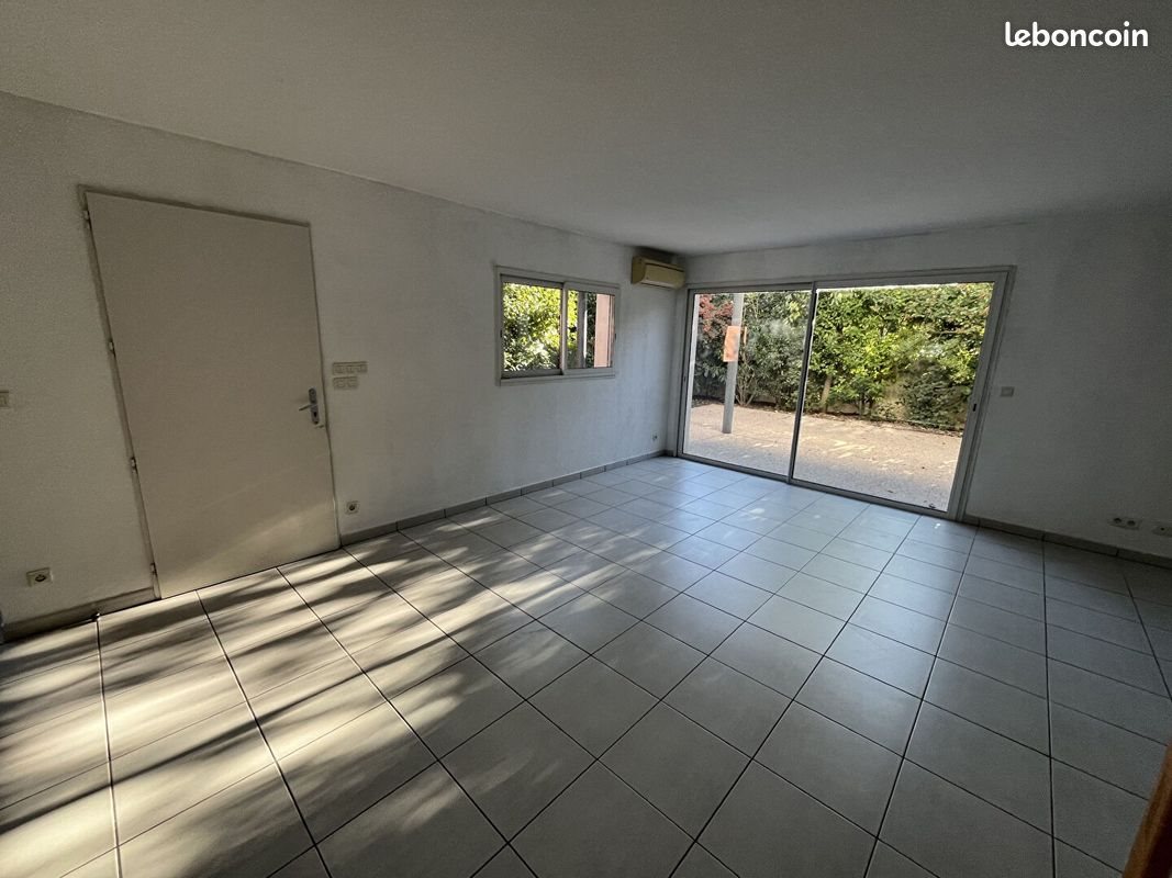 Maison à louer, 99m², Calvisson