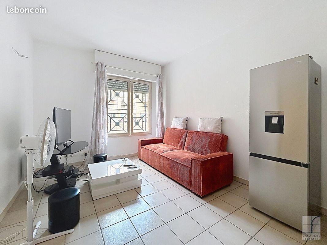 Appartement à vendre, 33m², Nîmes