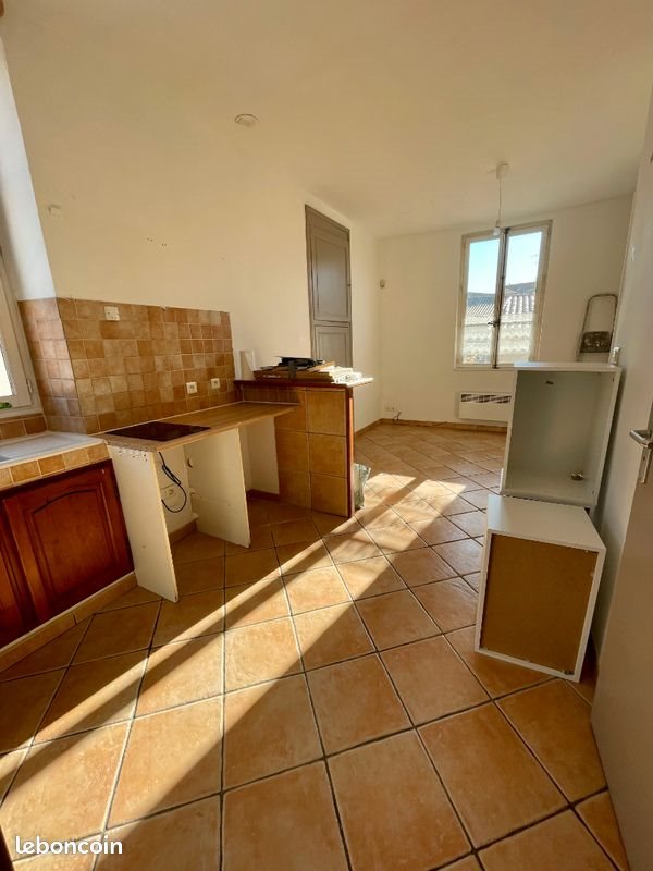 Appartement à louer, 37m², Nîmes