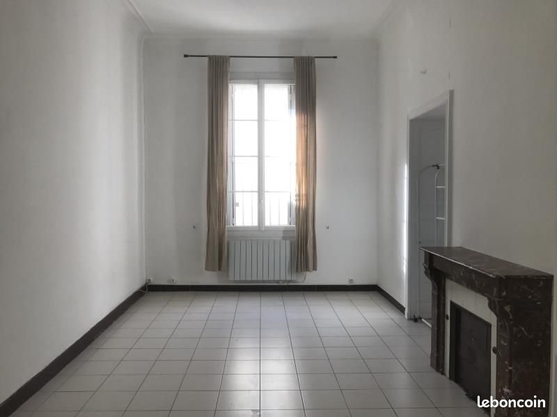 Appartement à louer, 39m², Nîmes