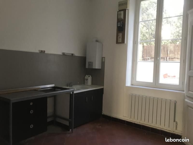Appartement à louer, 39m², Nîmes