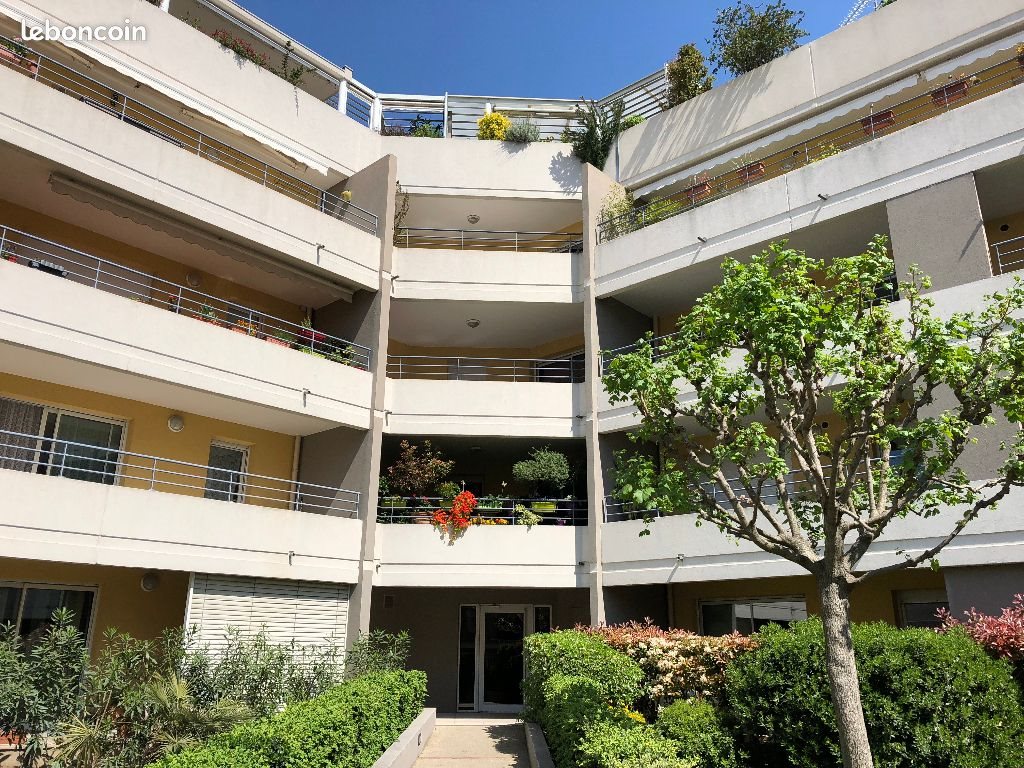 Appartement à louer, 56m², Nîmes