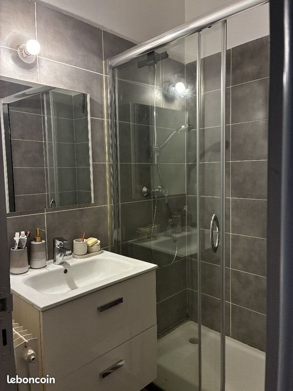 Appartement à louer, 50m², Nîmes