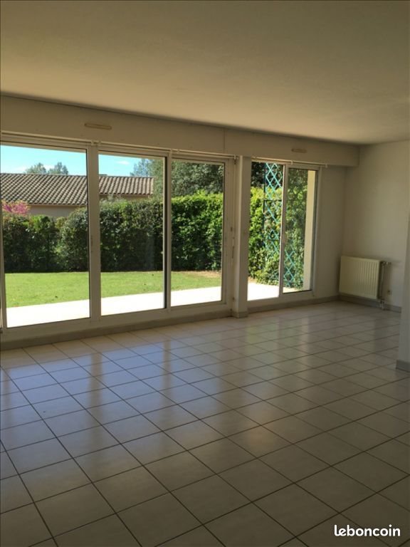 Appartement à louer, 73m², Nîmes