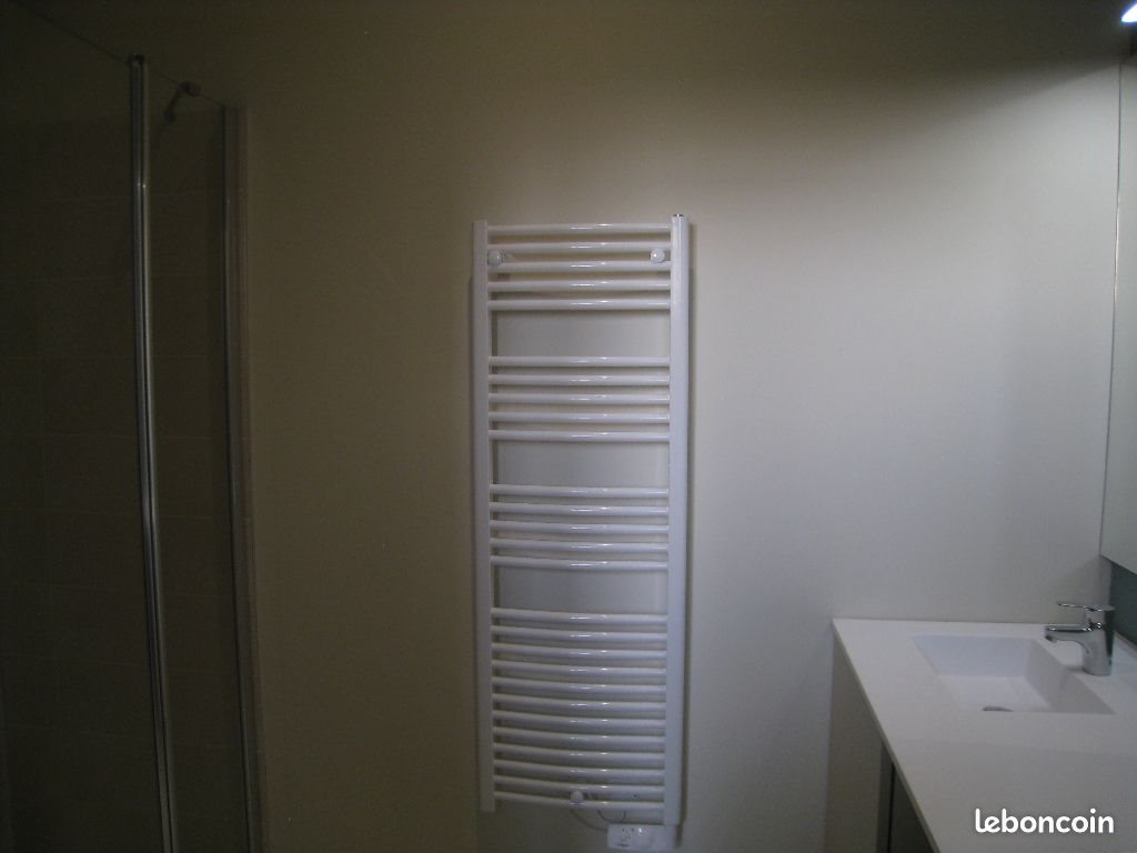 Appartement à louer, 47m², Nîmes