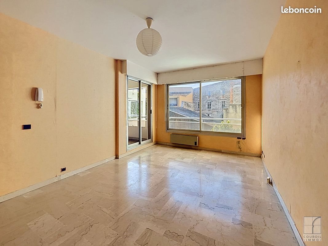 Appartement à vendre, 28m², Nîmes