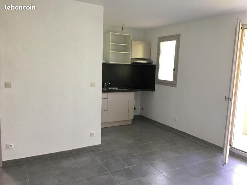 Appartement à louer, 38m², Nîmes