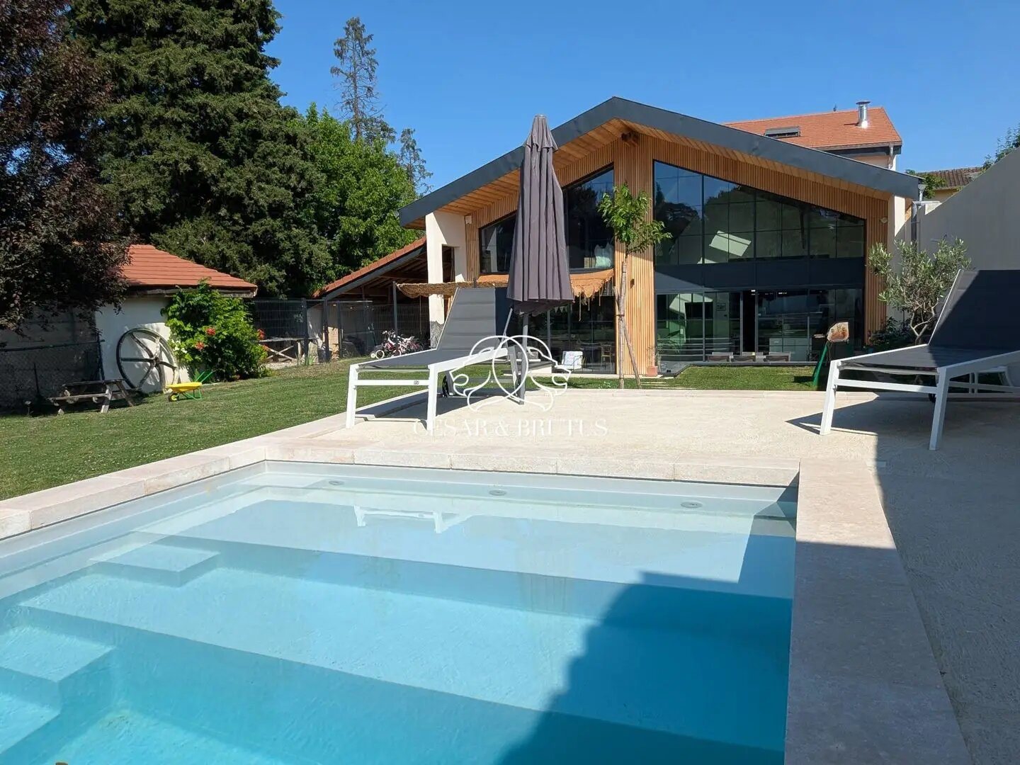 Maison à vendre, 310m², Charly