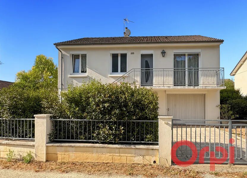 Maison à vendre, 103m², Saint-Amand-Montrond