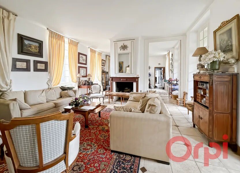 Maison à vendre, 311m², Saint-Amand-Montrond