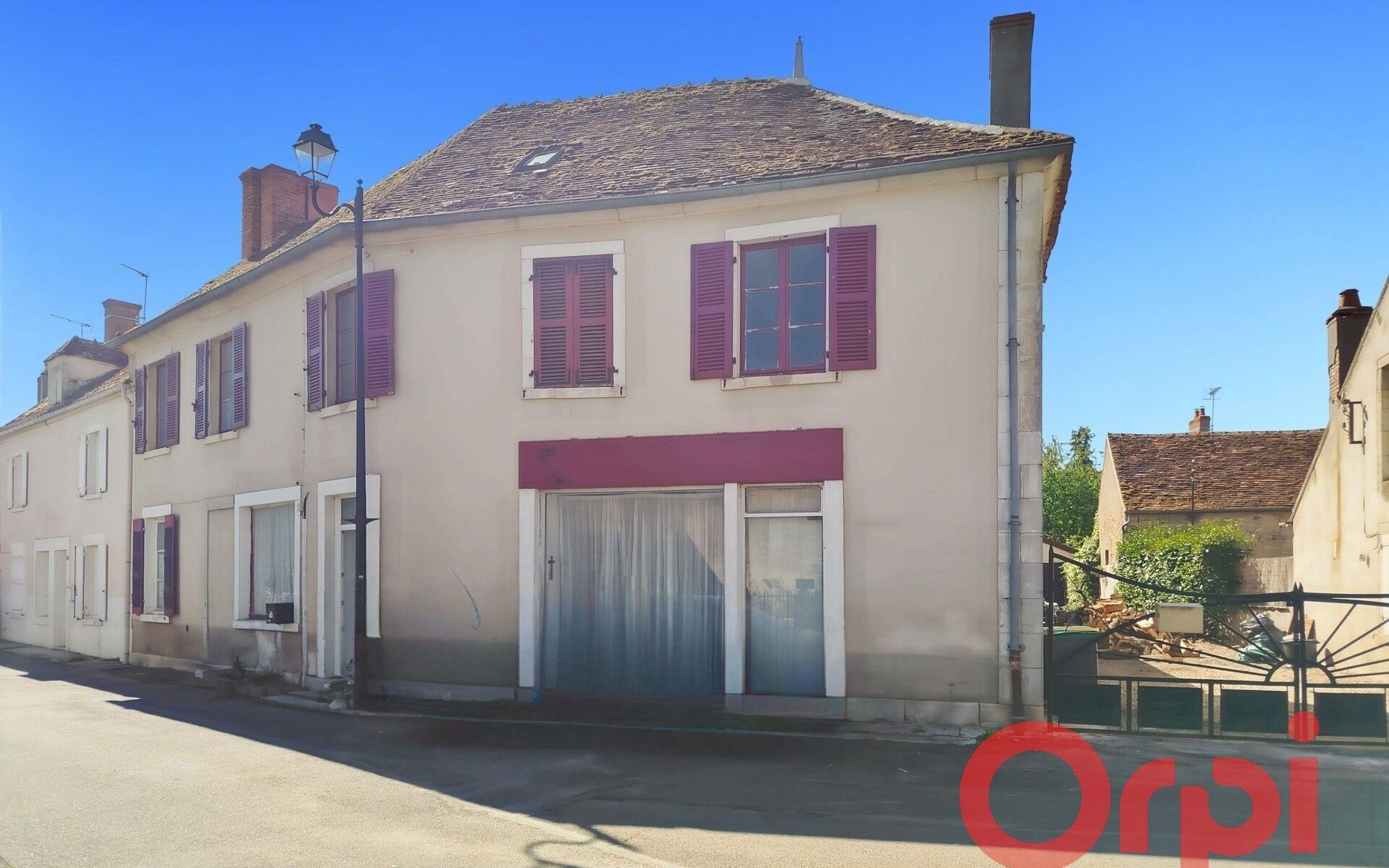 Maison à vendre, 155m², Bessais-le-Fromental