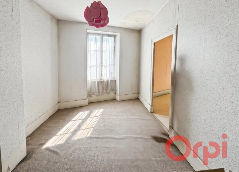Maison à vendre, 71m², Saint-Amand-Montrond