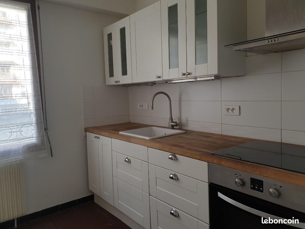 Appartement à louer, 56m², Nîmes