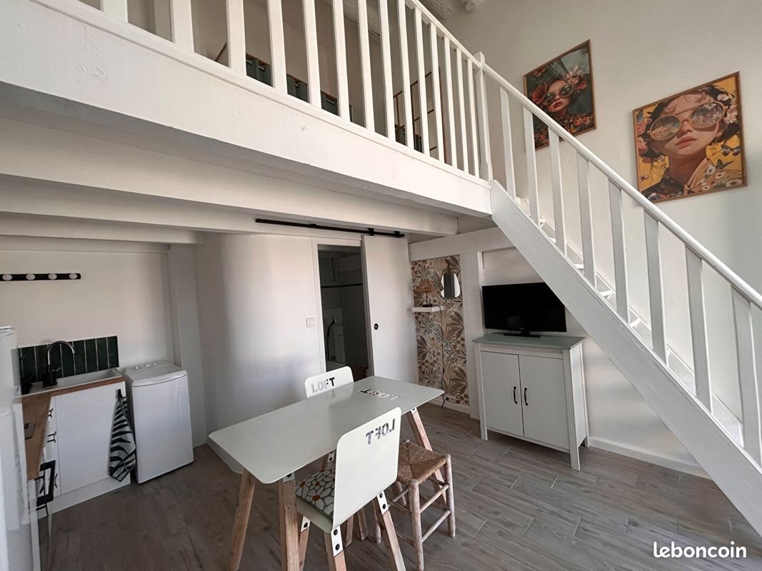 Appartement à louer, 29m², Nîmes