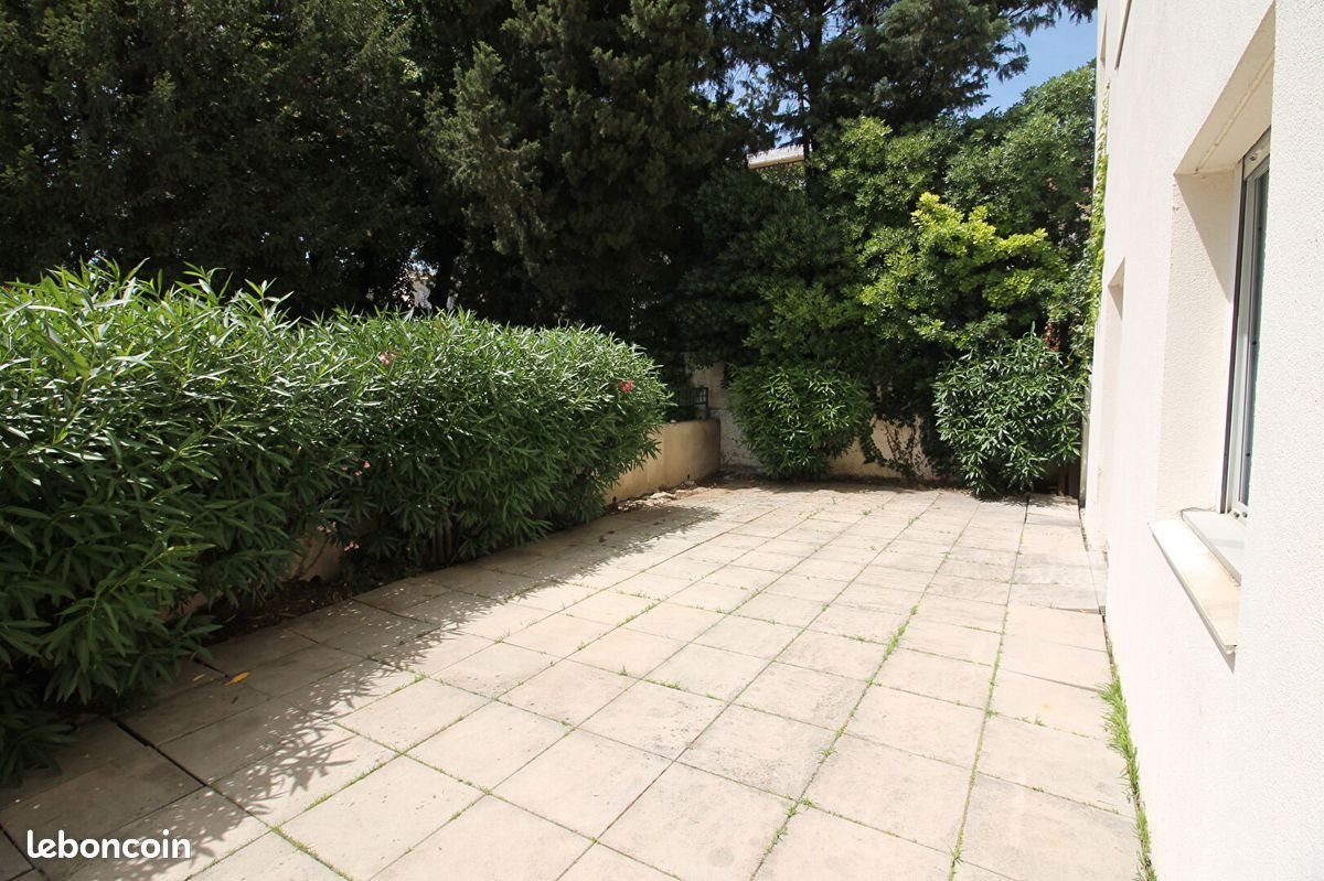 Appartement à louer, 83m², Nîmes