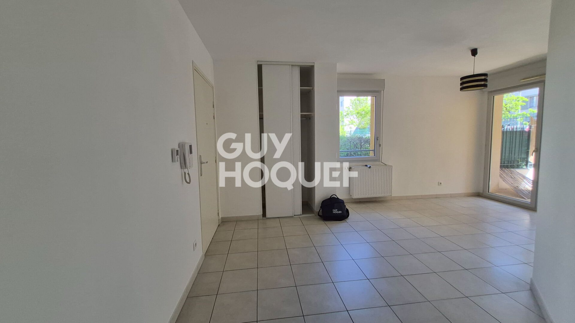 Appartement à louer, 38m², Vénissieux