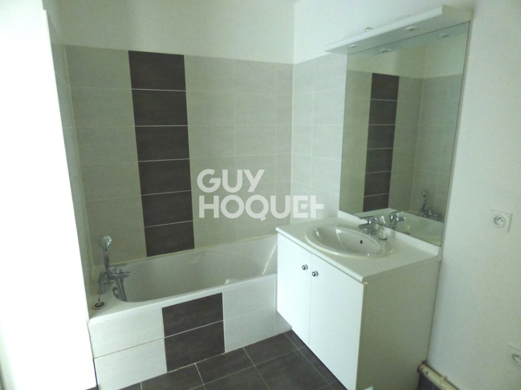 Appartement à louer, 31m², Décines-Charpieu