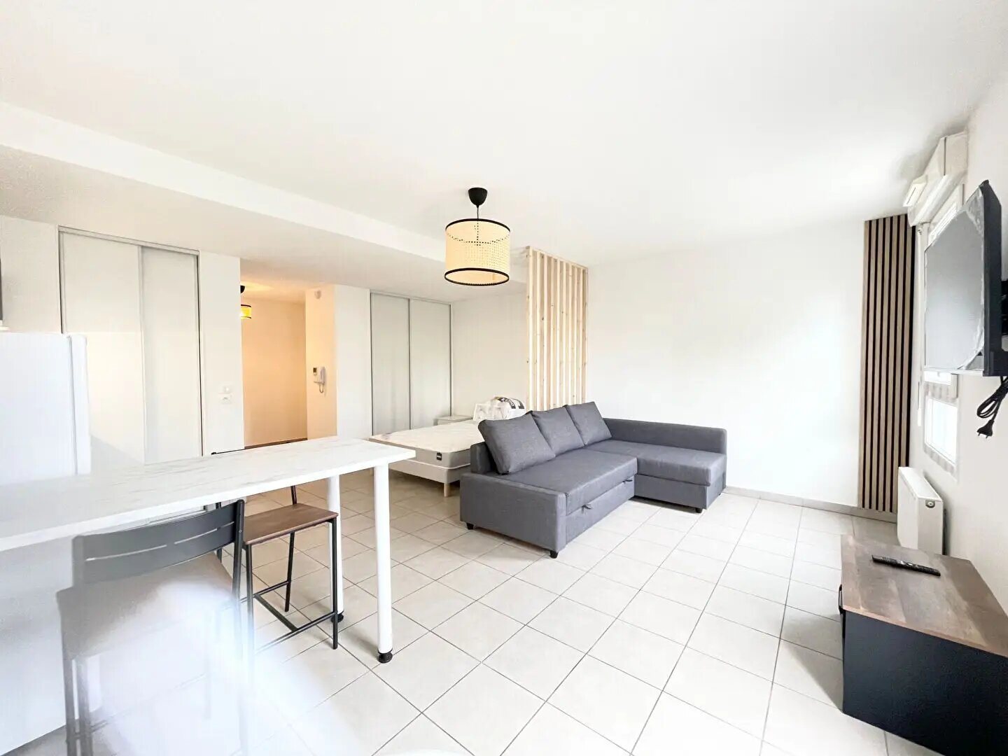 Appartement à louer, 34m², Vénissieux