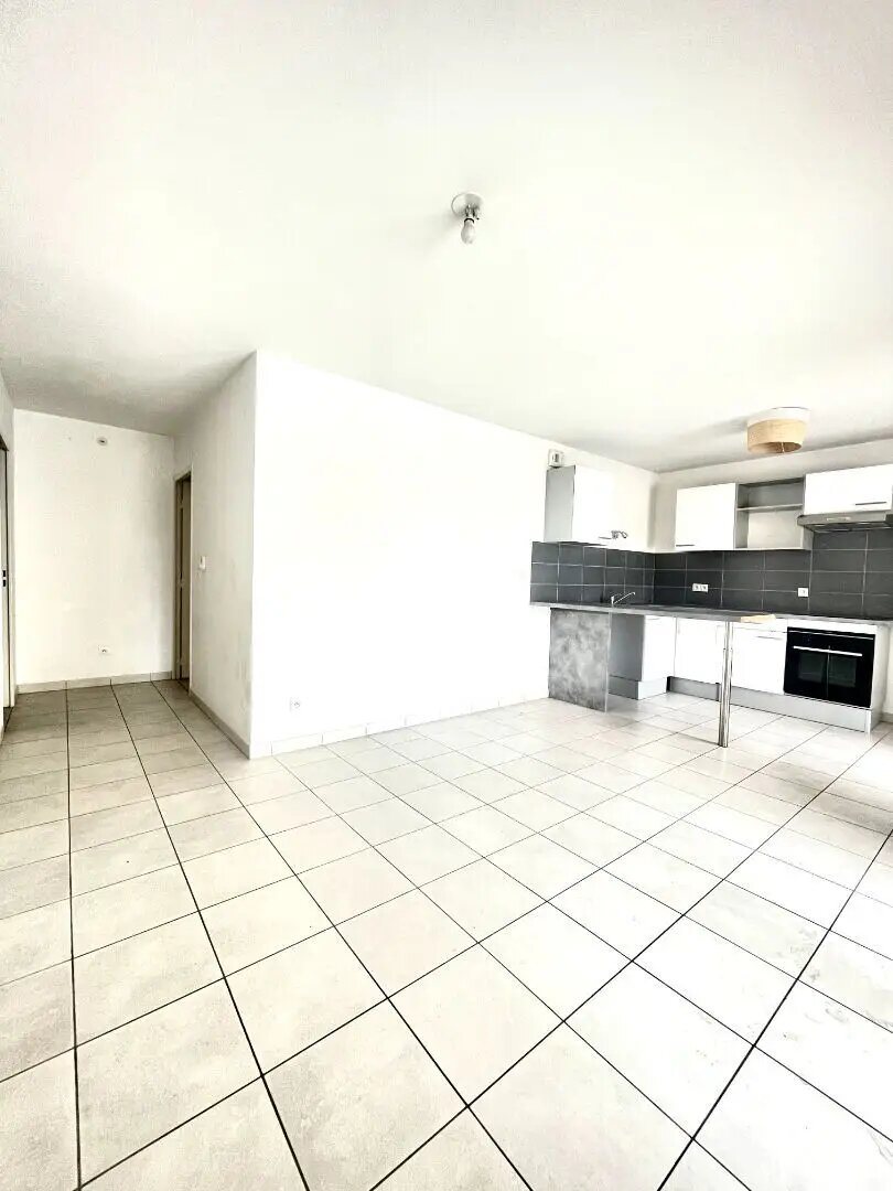 Appartement à louer, 63m², Lyon 8ème