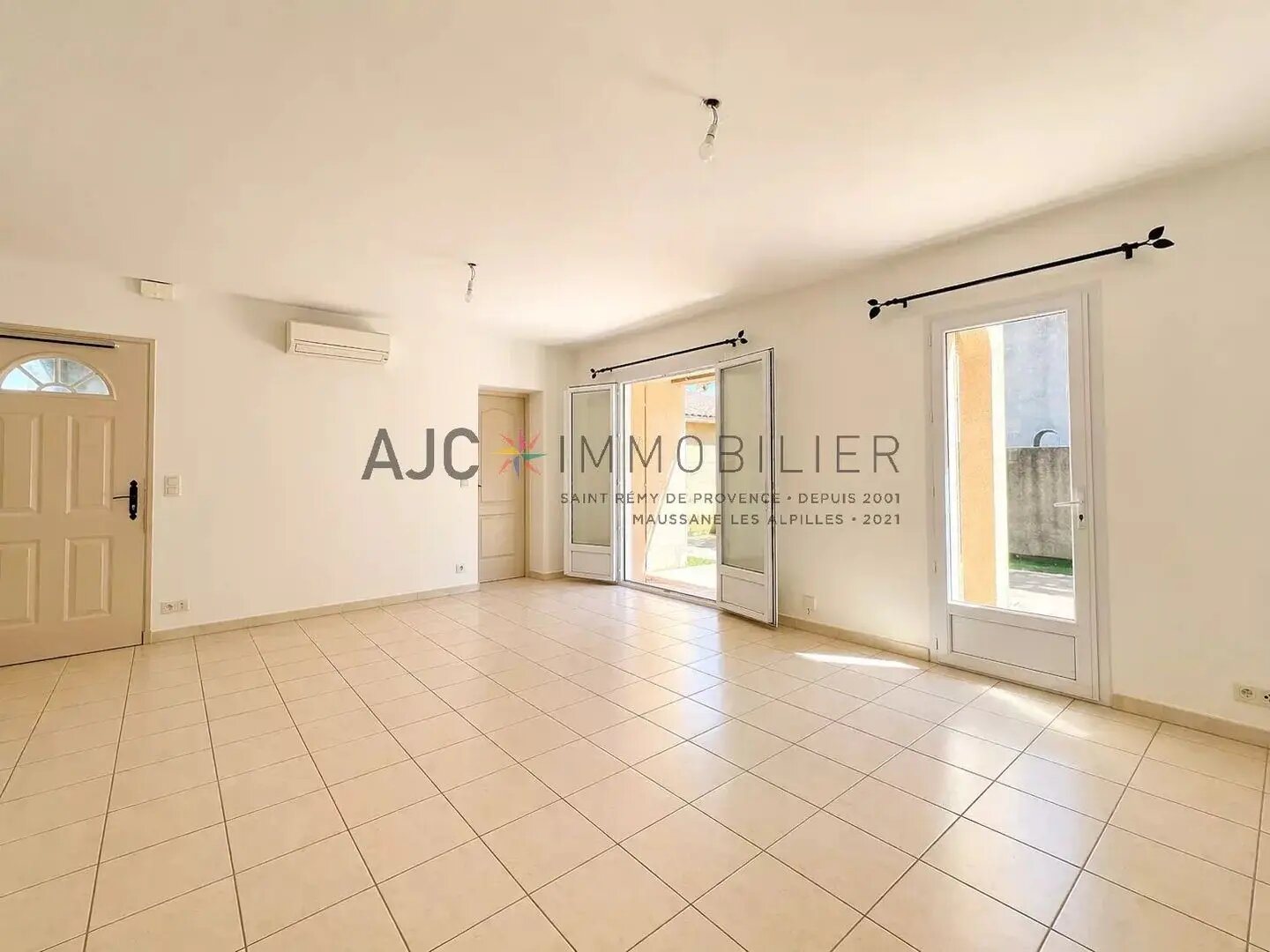 Maison à vendre, 67m², Fontvieille