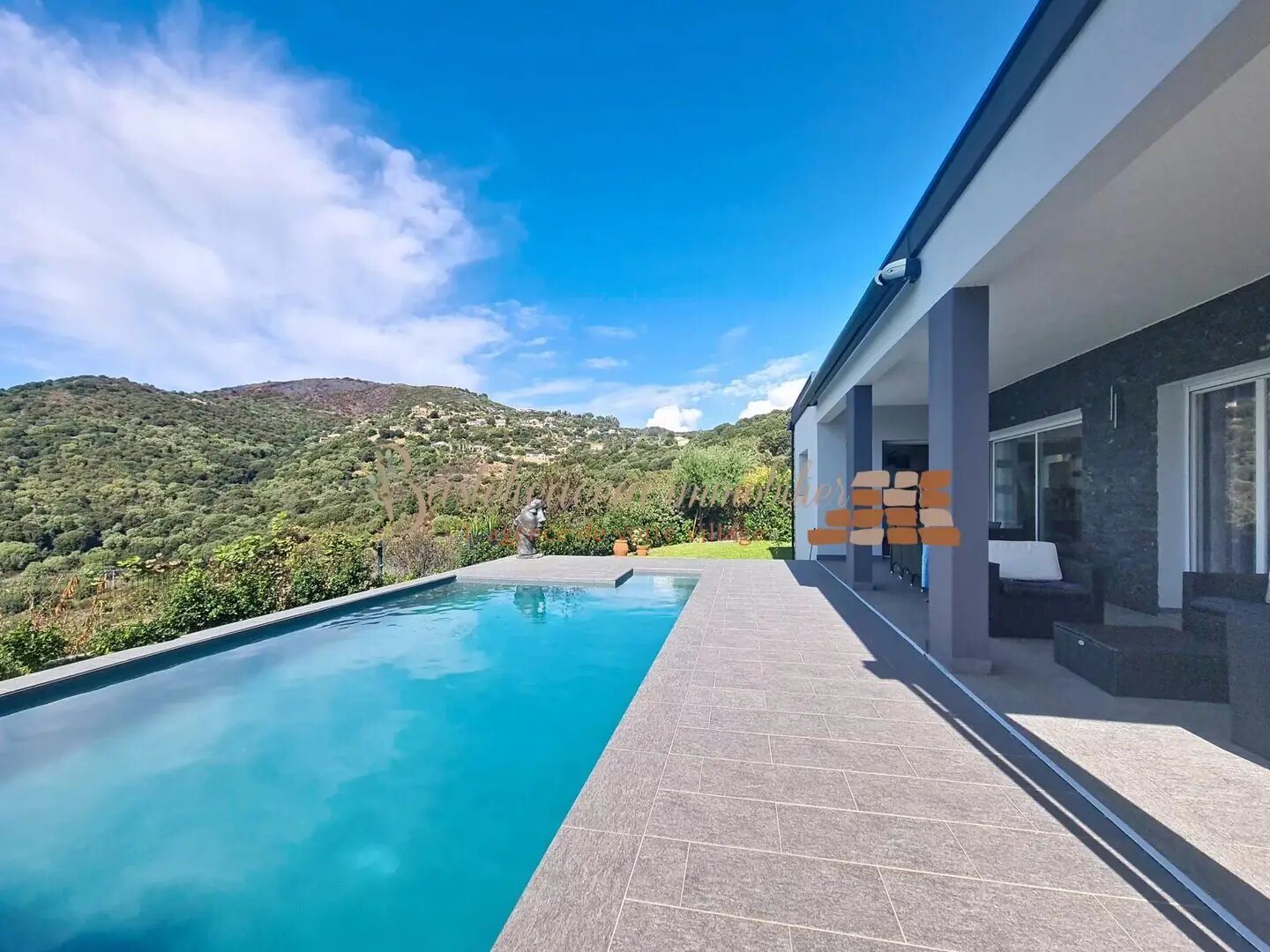 Maison à vendre, 100m², Alata
