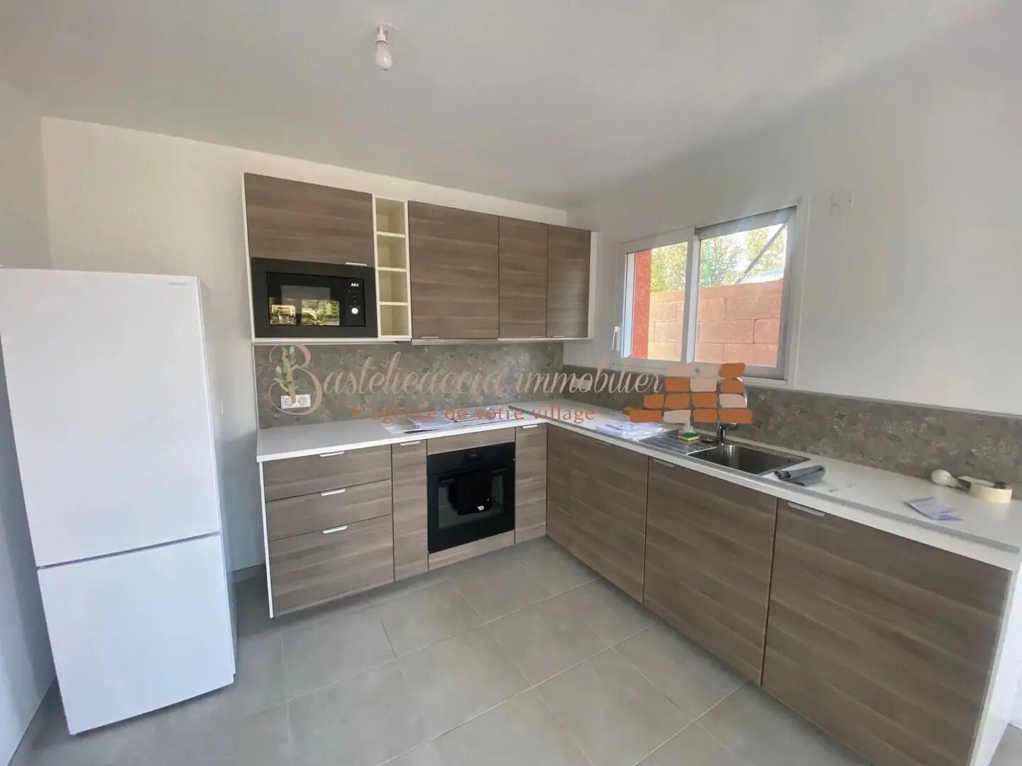 Maison à louer, 85m², Bastelicaccia