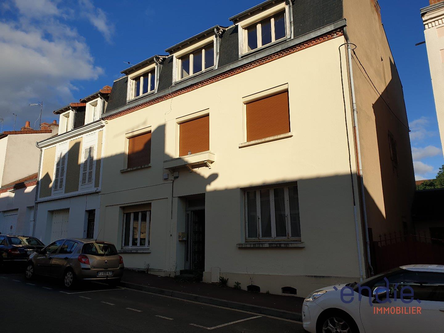 Maison à vendre, 386m², Néris-les-Bains