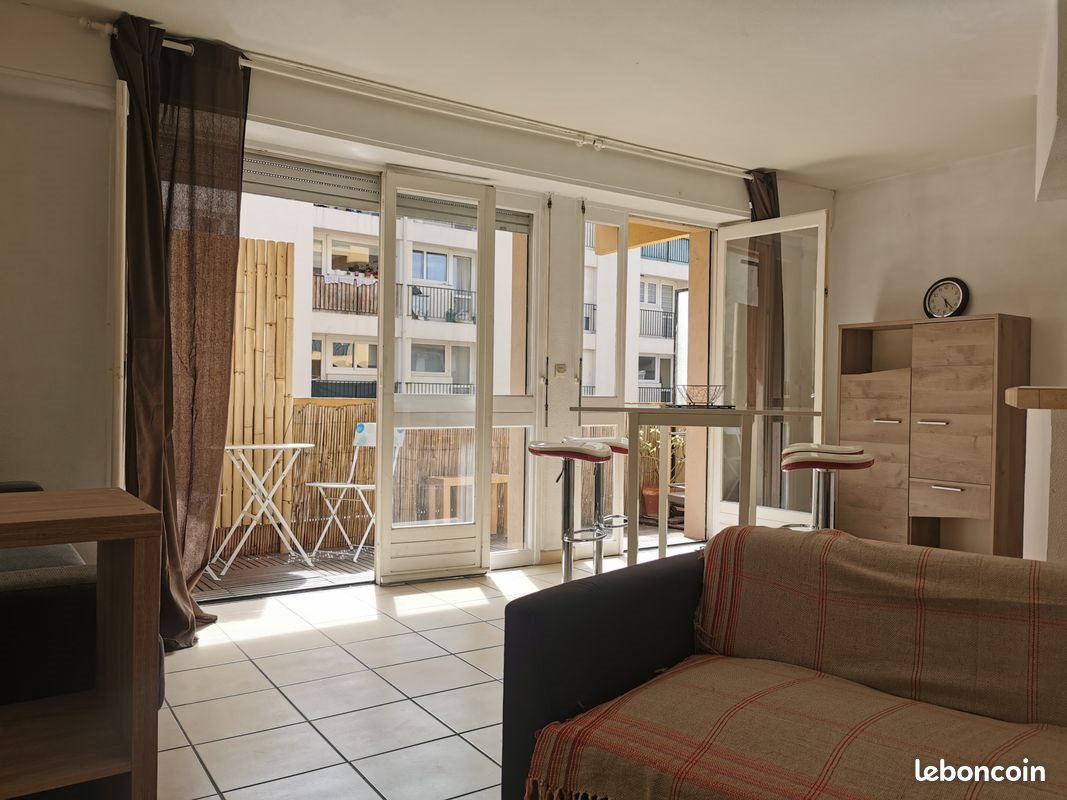 Appartement à louer, 39m², Pau